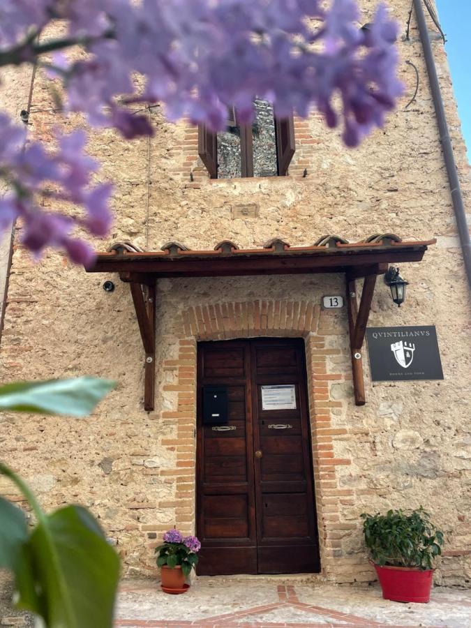Qvintilianvs Bed & Breakfast Contigliano Eksteriør bilde